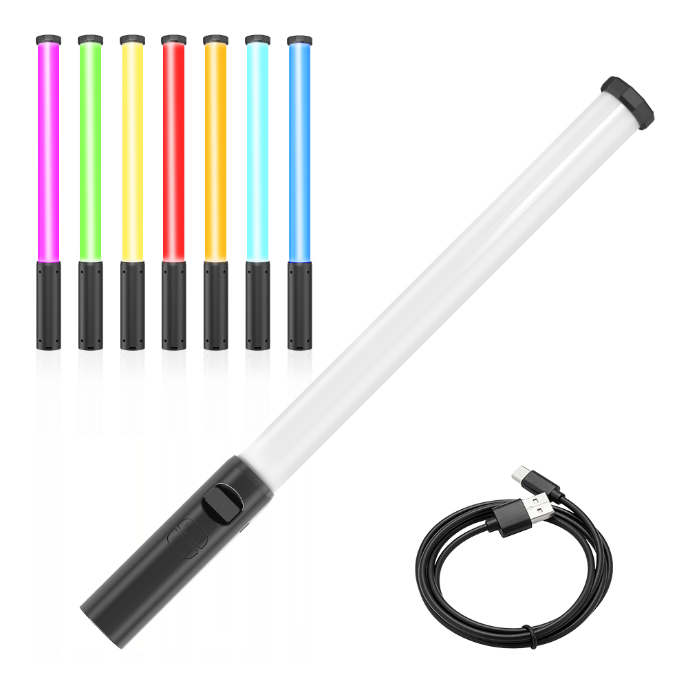 LUXCEO P300 RGBチューブライト 5W 380L - Photography Lighting Youtube のレビューと価格
